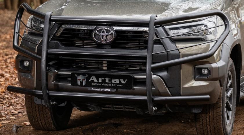 Toyota Hilux GD6 Headlight Wrap Around / Bush Bar (Brackets Included) 1 Toyota Hilux GD6 Headlight Wrap Around / Bush Bar (Brackets Included)