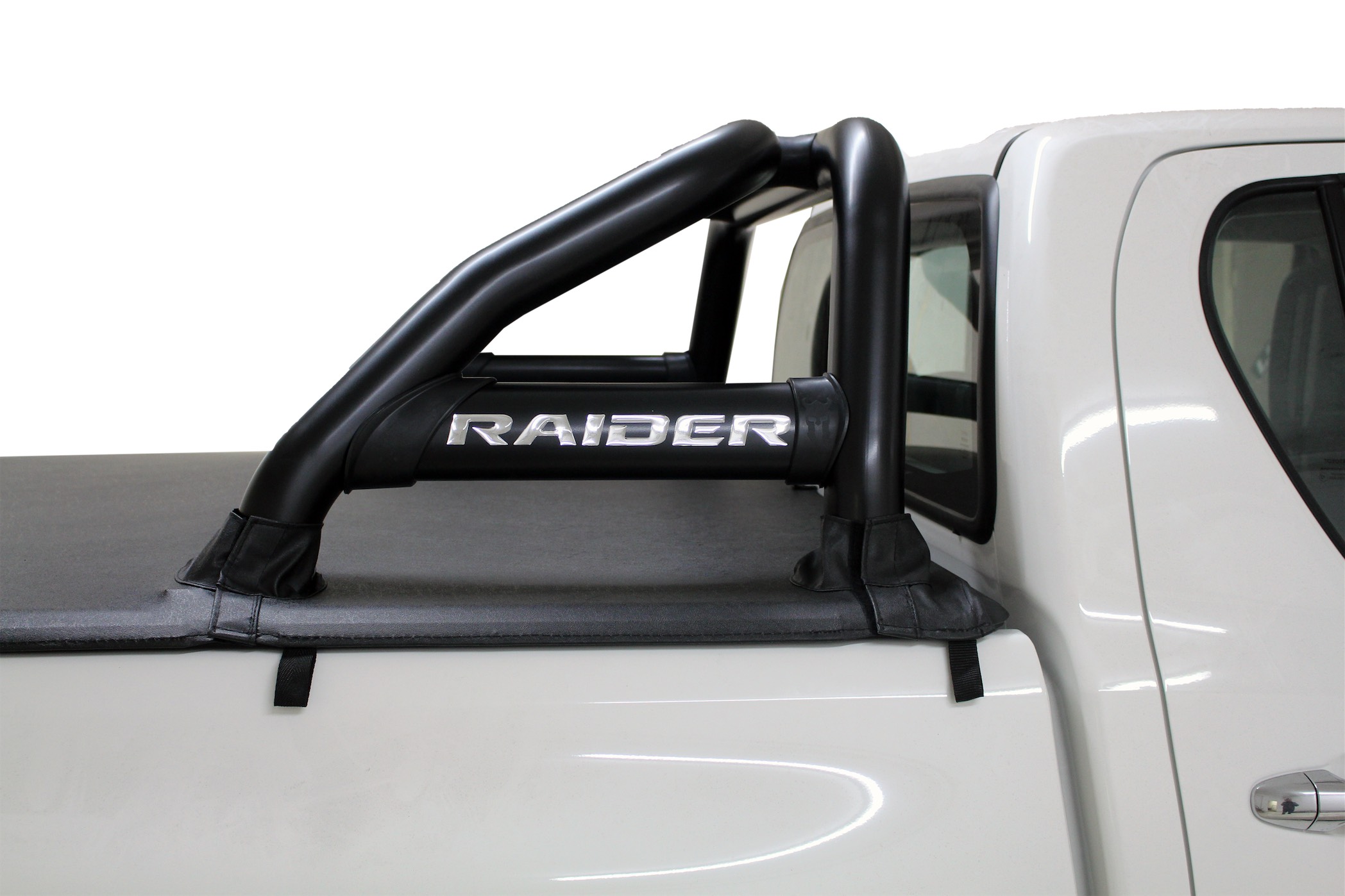 Toyota Hilux 6 Bend Sports Bar w Oval Side Plates Black (DC & EX) - DOES NOT FIT WITH TOYOTA OEM TONNEAU 1 Toyota Hilux 6 Bend Sports Bar w Oval Side Plates Black (DC & EX) - DOES NOT FIT WITH TOYOTA OEM TONNEAU
